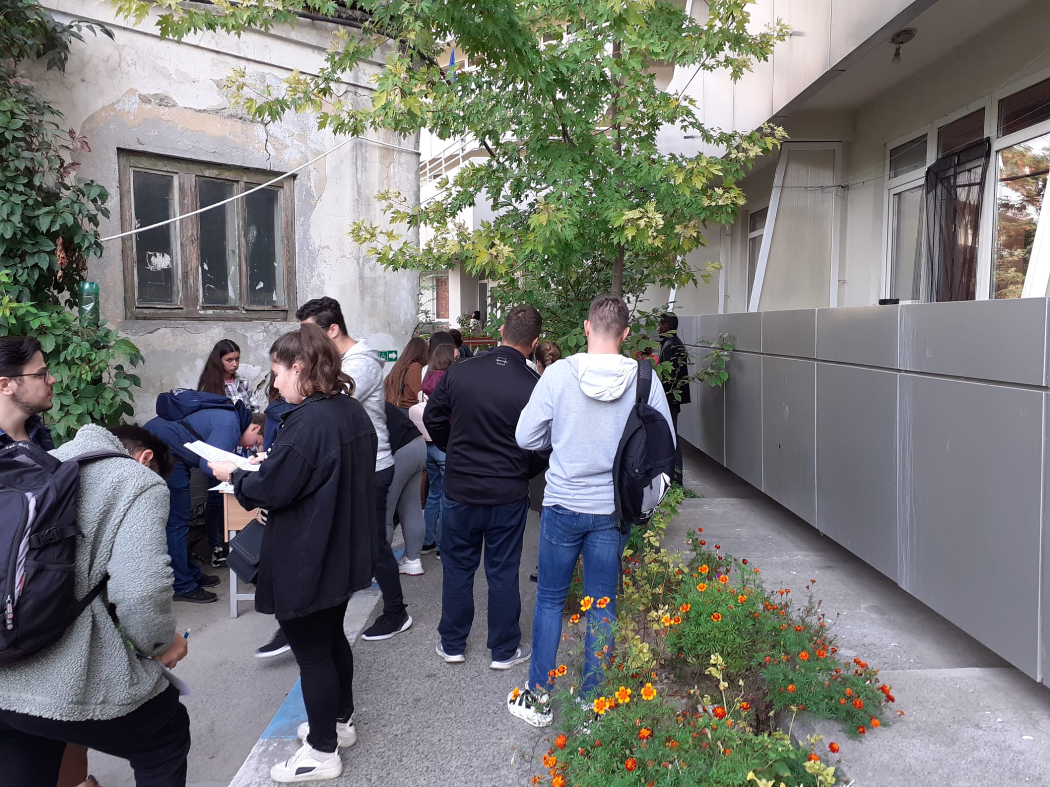 Stundenții de la Universitatea Ovidius s-au cazat la cămin și și-au pregătit bugetul lunar pentru traiul la Constanța