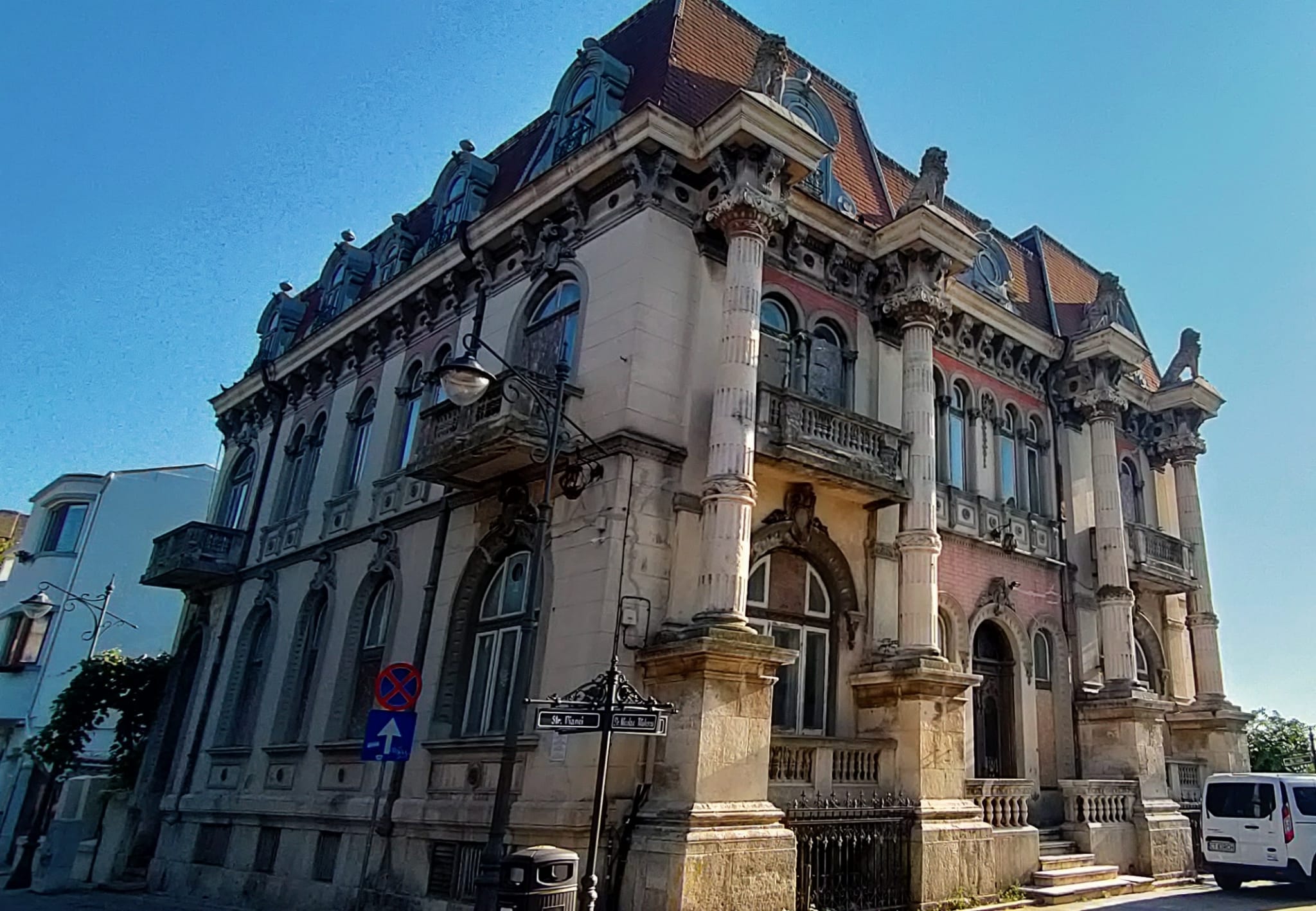 CONSTANȚA. Povestea Casei cu Lei din centrul istoric