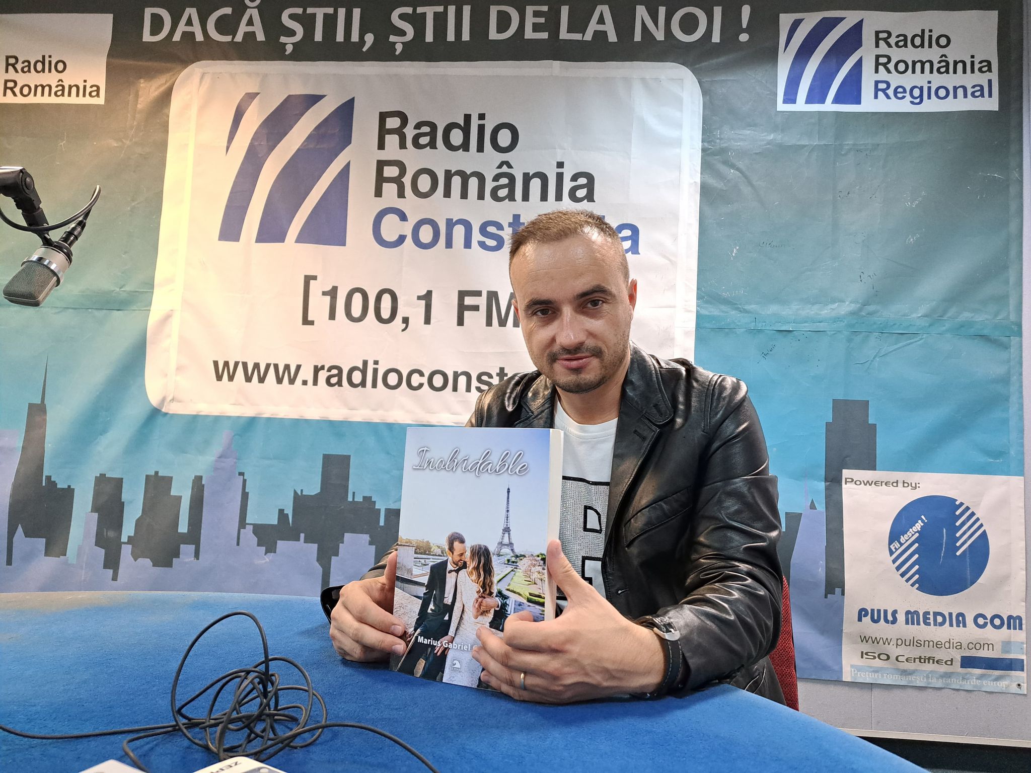 INTERVIU | Marius Gabriel Cioroiu, scriitor: „Pe unde m-am dus și mi-am prezentat cărțile am încercat să atrag tinerii de partea mea, mai ales că generația tânără este puțin cam debusolată, așa, ca într-o intersecție fără marcaje“