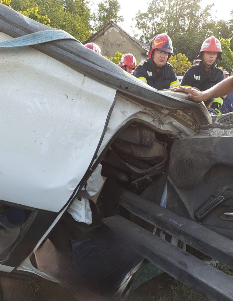 OFICIAL: IPJ Constanța oferă detalii despre accidentul mortal de la Corbu