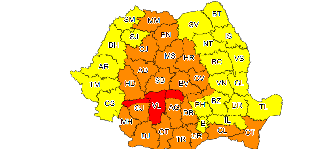Județele CONSTANȚA și TULCEA sub cod portocaliu și galben de ploi puternice, vijelii, descărcări electrice și grindină