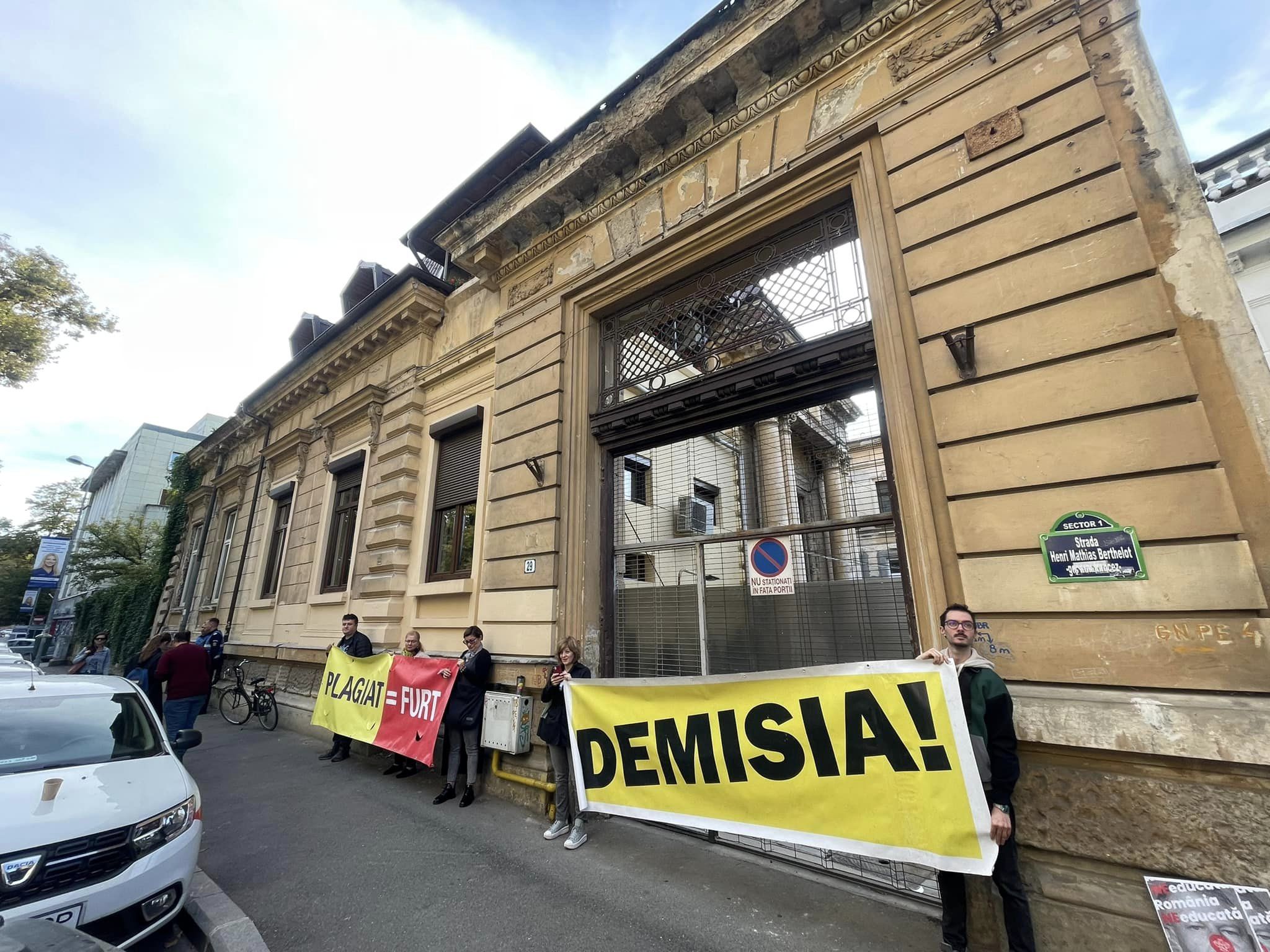 Nou protest anunţat în faţa Ministerului Educaţiei