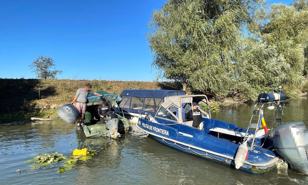 TULCEA: Motoare de bărci căutate de autorităţile din Franţa, găsite în Deltă