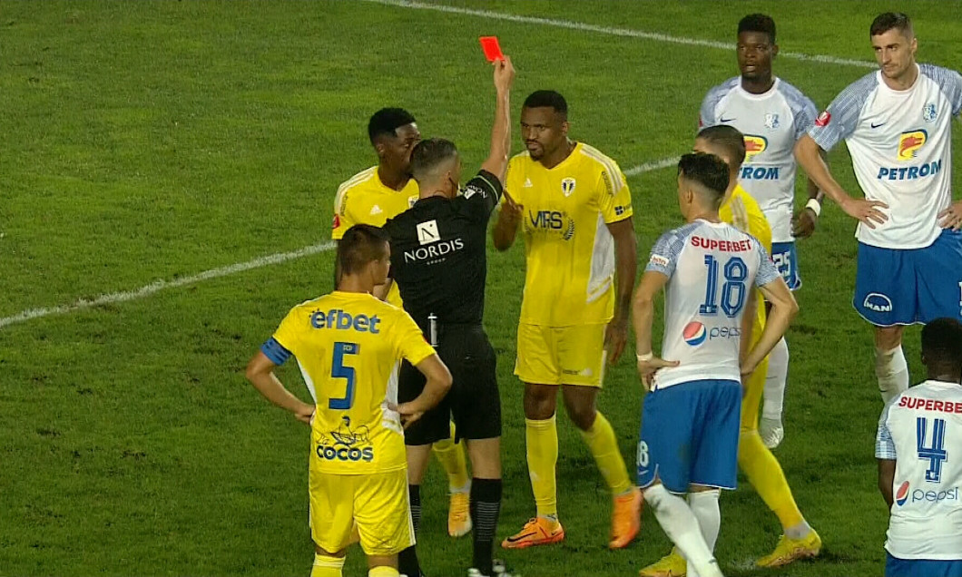 Farul a câștigat meciul cu Petrolul și se menține pe primul loc în Superligă