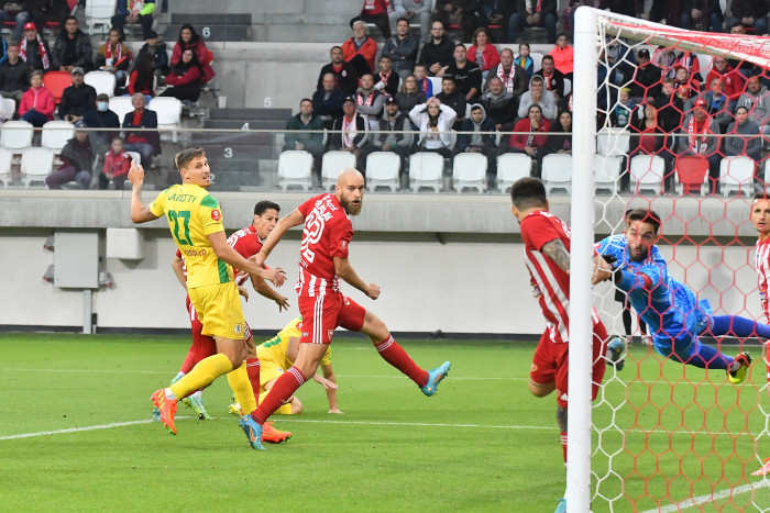 CS Mioveni obține prima victorie în Superliga de fotbal și urcă pe locul 14