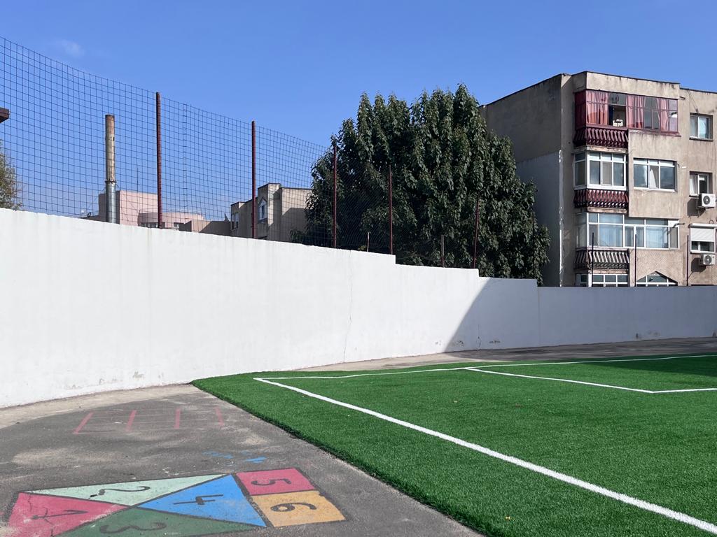 TULCEA: Concurs de artă murală, în cadrul Şcolii Gimnaziale ,,Elena Doamna”