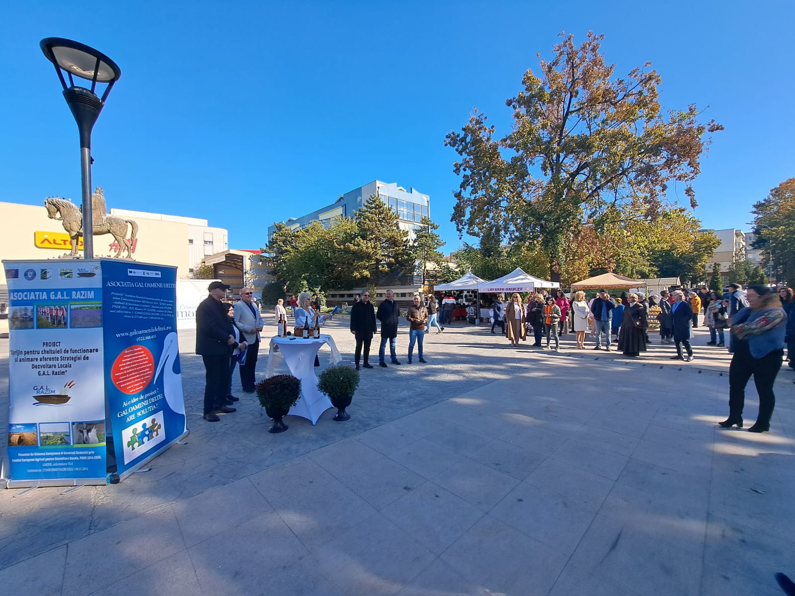 TULCEA: Târg de produse tradiționale, în Piața Civică din oraş