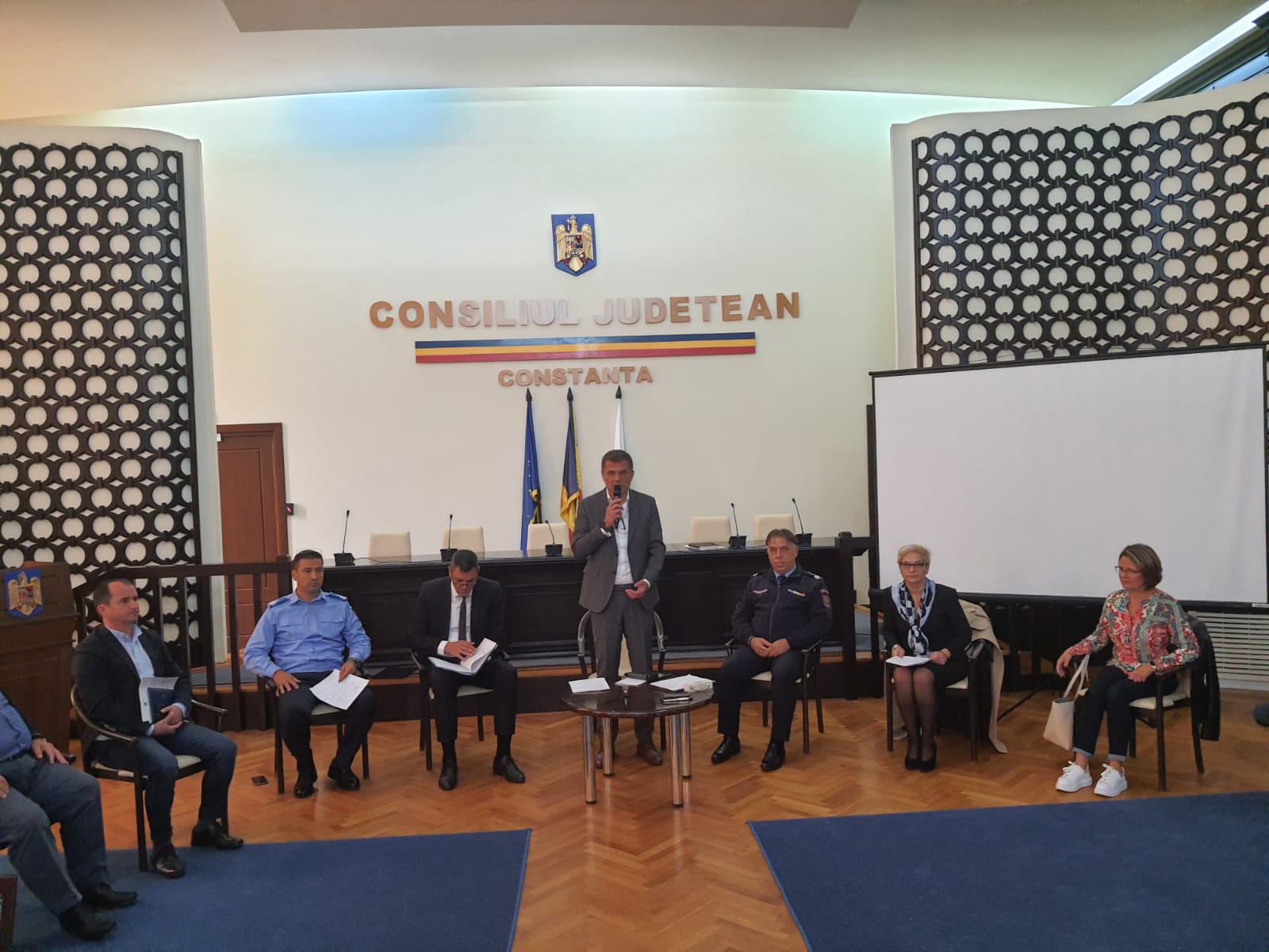 Bilanțul sezonului estival 2022: Cu 7% mai puțini turiști pe litoral. A crescut semnificativ cazarea în structuri neacreditate