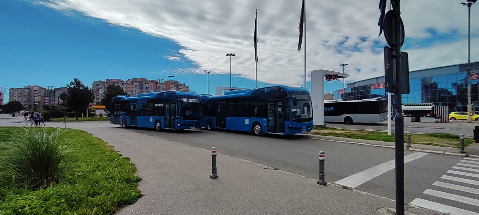 FOTO | Autobuzele electrice au intrat pe trei trasee din municipiul Constanța. De ce au fost alese aceste rute