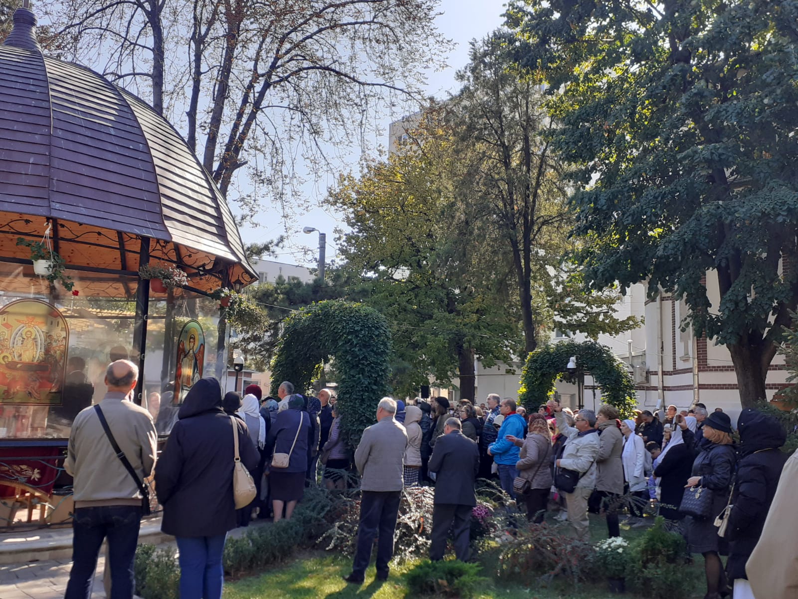 Primul lăcaș de cult din Constanța a fost resfințit, astăzi, după lucrări de reabilitare care au durat aproape 12 ani