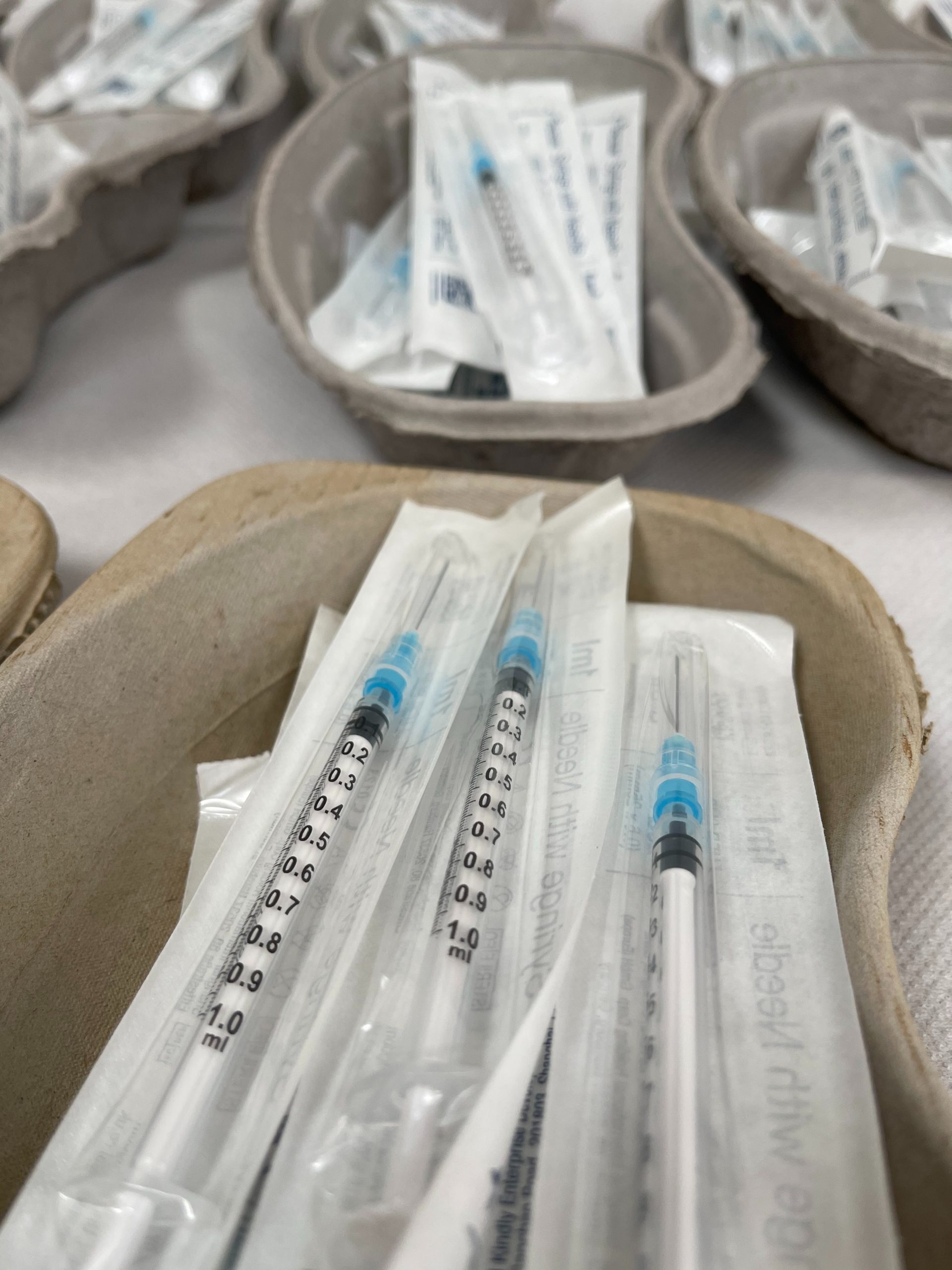 Ministerul Sănătăţii a semnat un contract pentru 130.000 de doze de vaccin hepatitic B