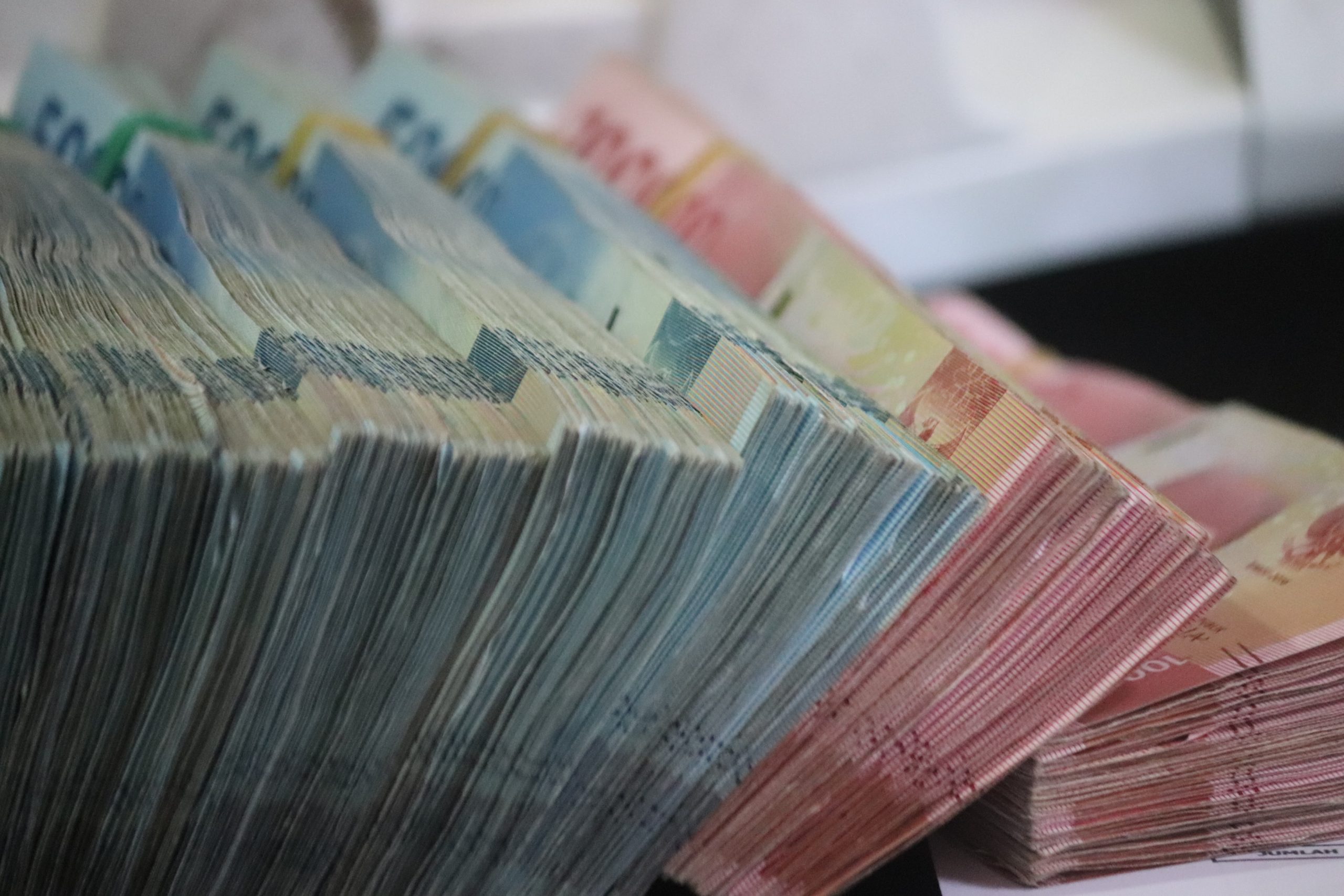 Gradul de absorbţie a fondurilor europene este de aproximativ 65%