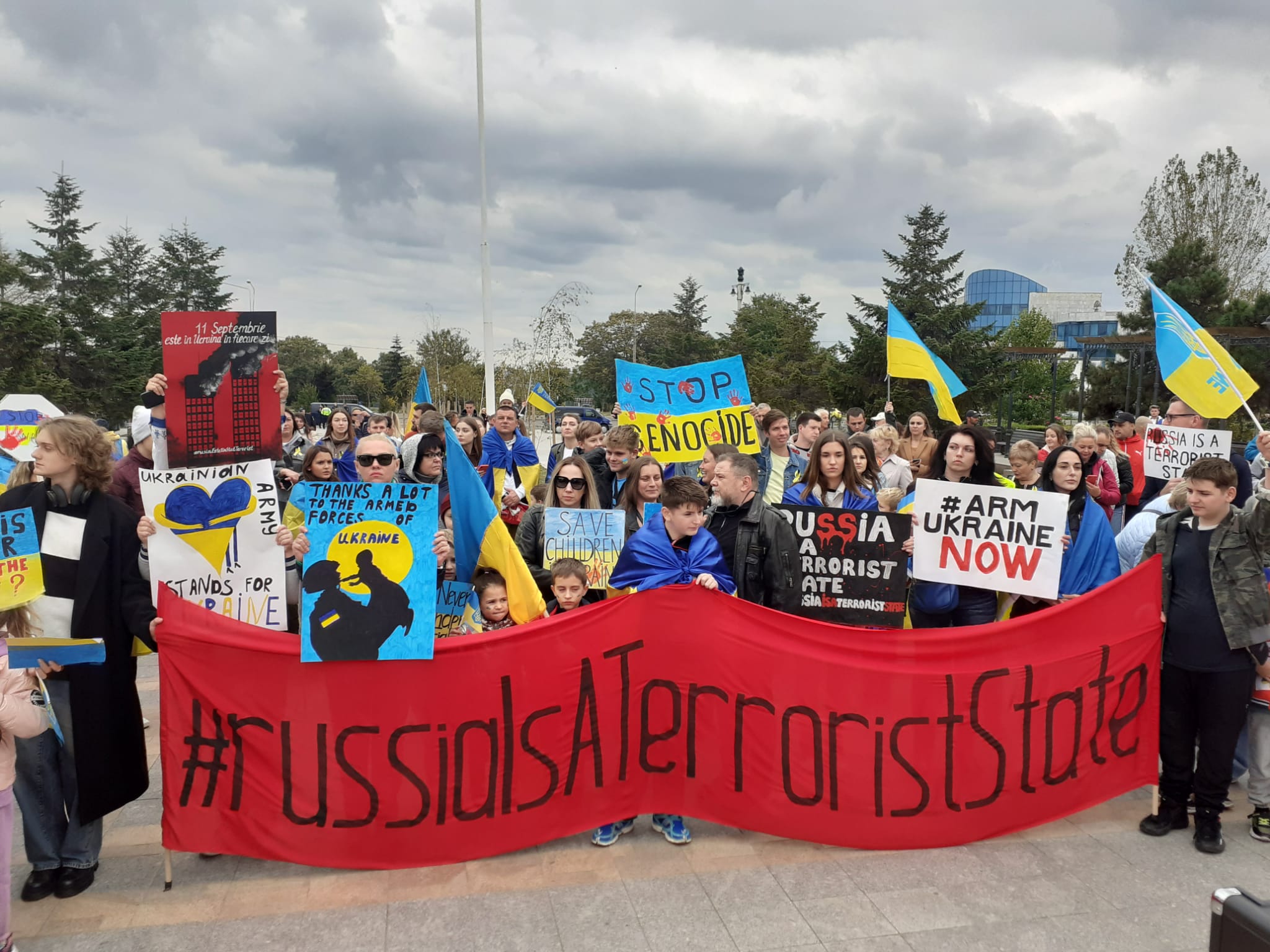 FOTO. La Constanța, protest împotriva crimelor de război din Ucraina