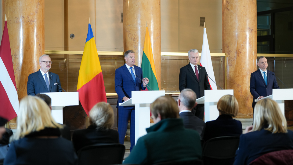 Declaraţie comună privind securitatea regională şi integrarea europeană, semnată de preşedinţii României, Lituaniei, Letoniei şi Poloniei