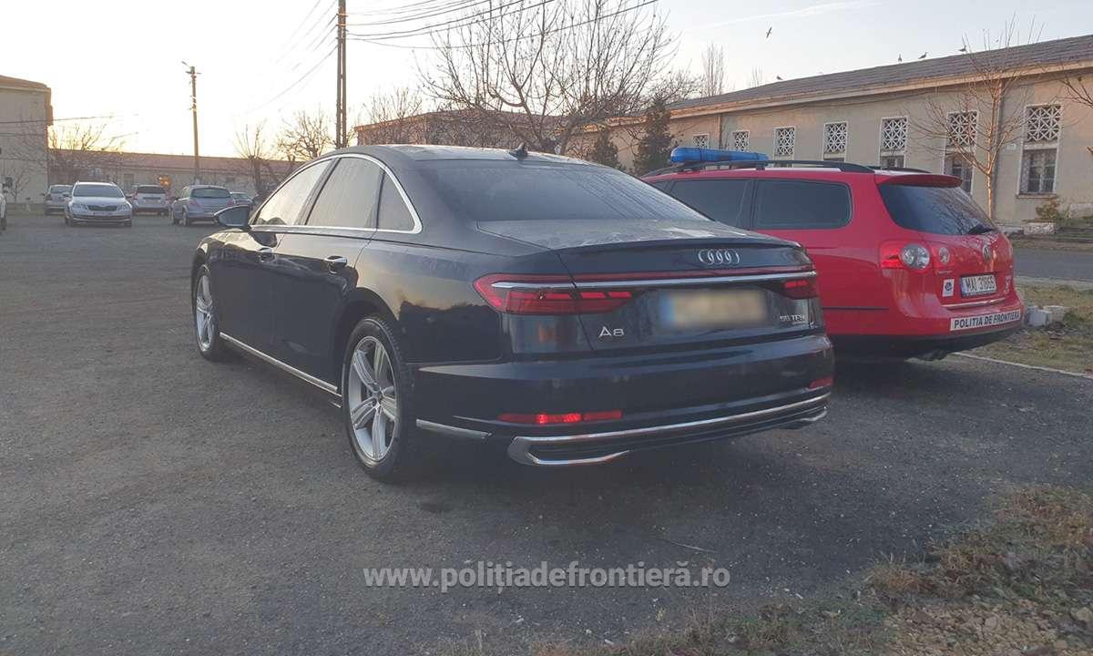 CONSTANŢA: Autoturism în valoare de 150.000 euro furat din Germania, găsit de poliţiştii de frontieră la un român