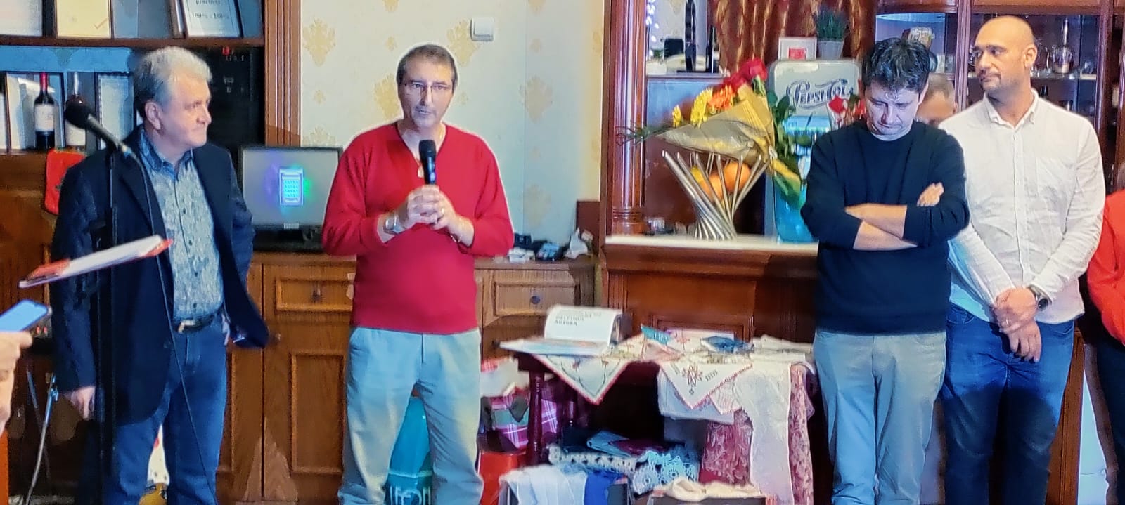 Istoria orașului Constanța a fost redescoperită într-un eveniment cultural inedit: o „Cafenea cu iz de istorie, muzică și pictură”