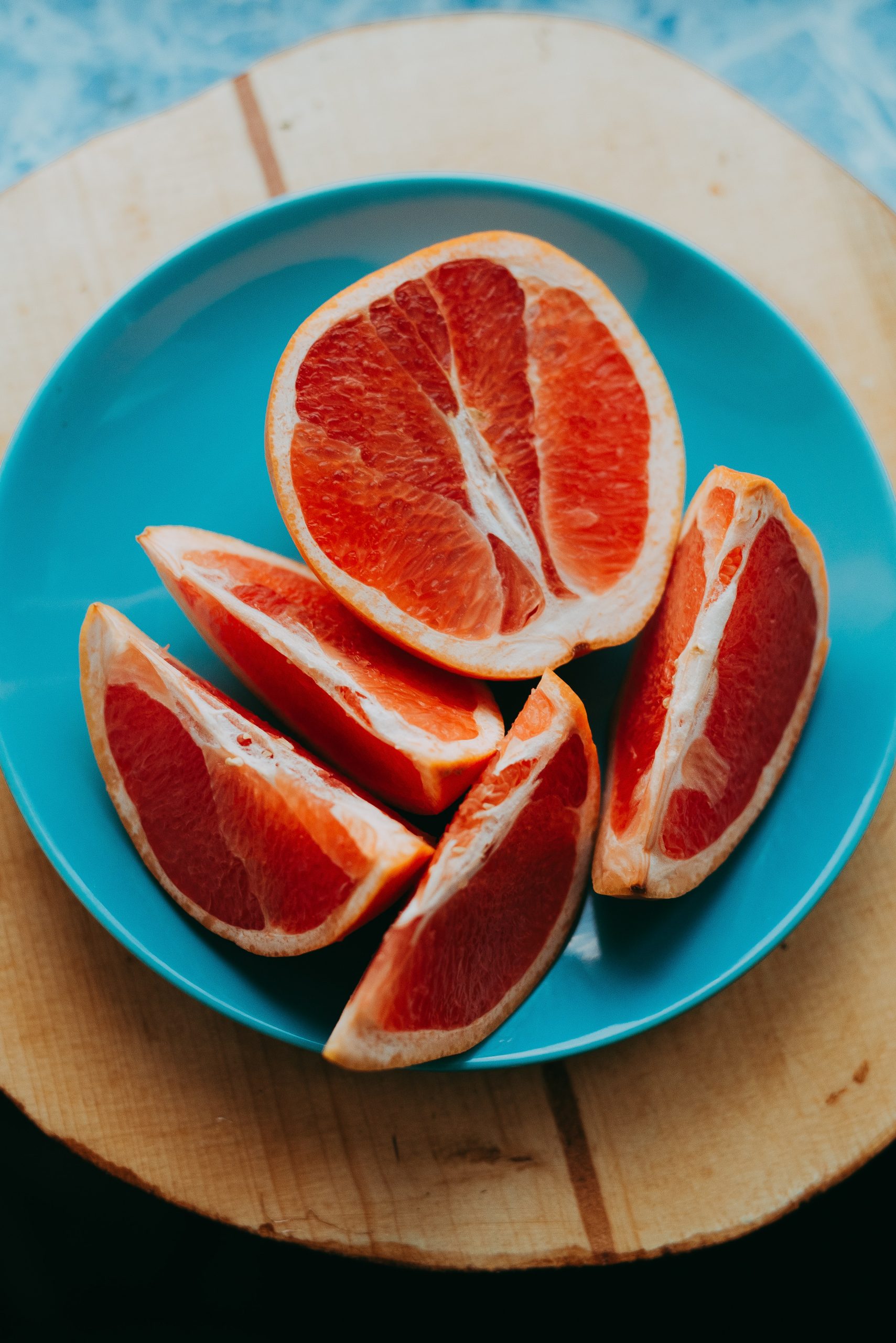 Un lot de grapefruit roşu, retras din mai multe magazine din cauza valorilor ridicate de pesticide