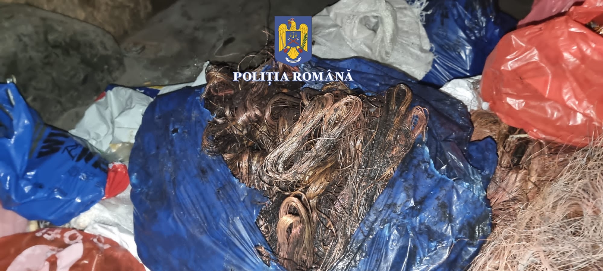 CONSTANȚA: Trei bărbați reținuți pentru că ar fi furat 1600 de metri de cabluri din cupru