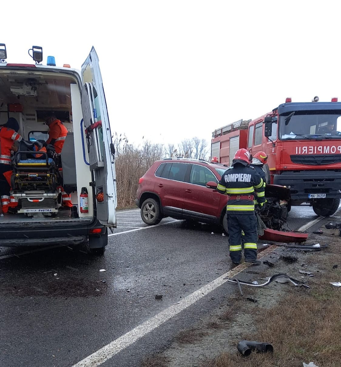 Județul CONSTANȚA/FOTO: Accident rutier grav. O persoană este încarcerată