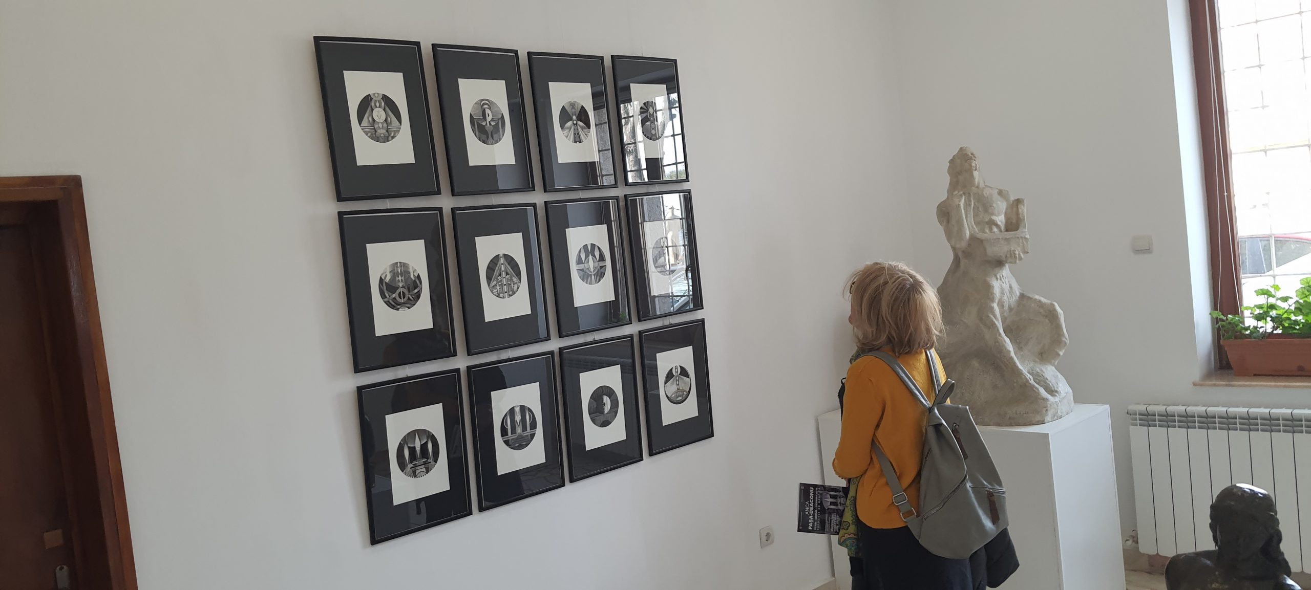 CONSTANȚA: Expoziția de grafică „Semn. Simbol. Semnificație”