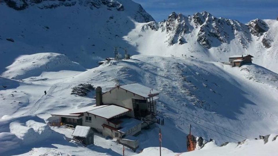 Este risc maxim de avalanșă în Munții Făgăraș – avertizează meteorologii