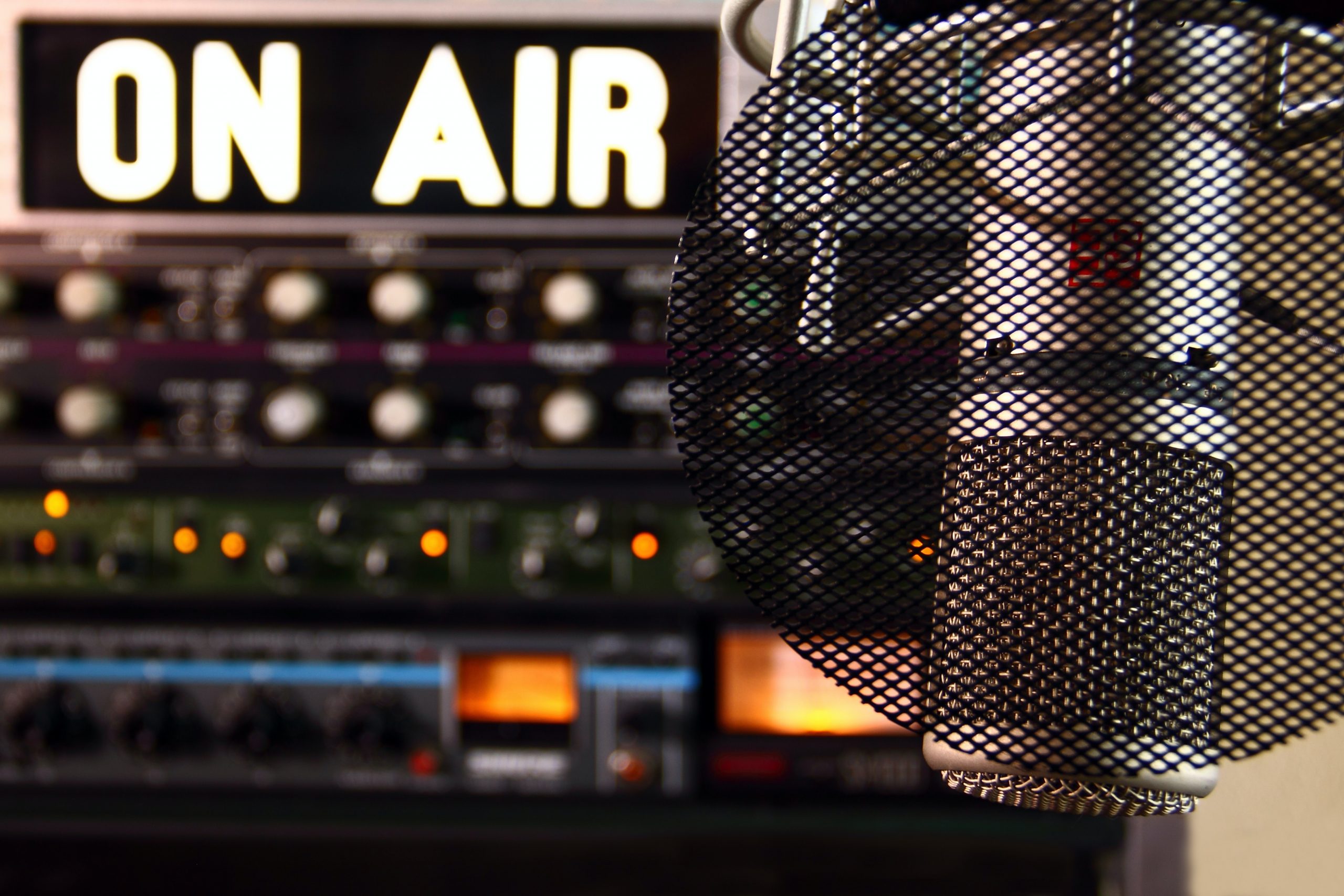 13 februarie – Ziua mondială a radioului (ONU)