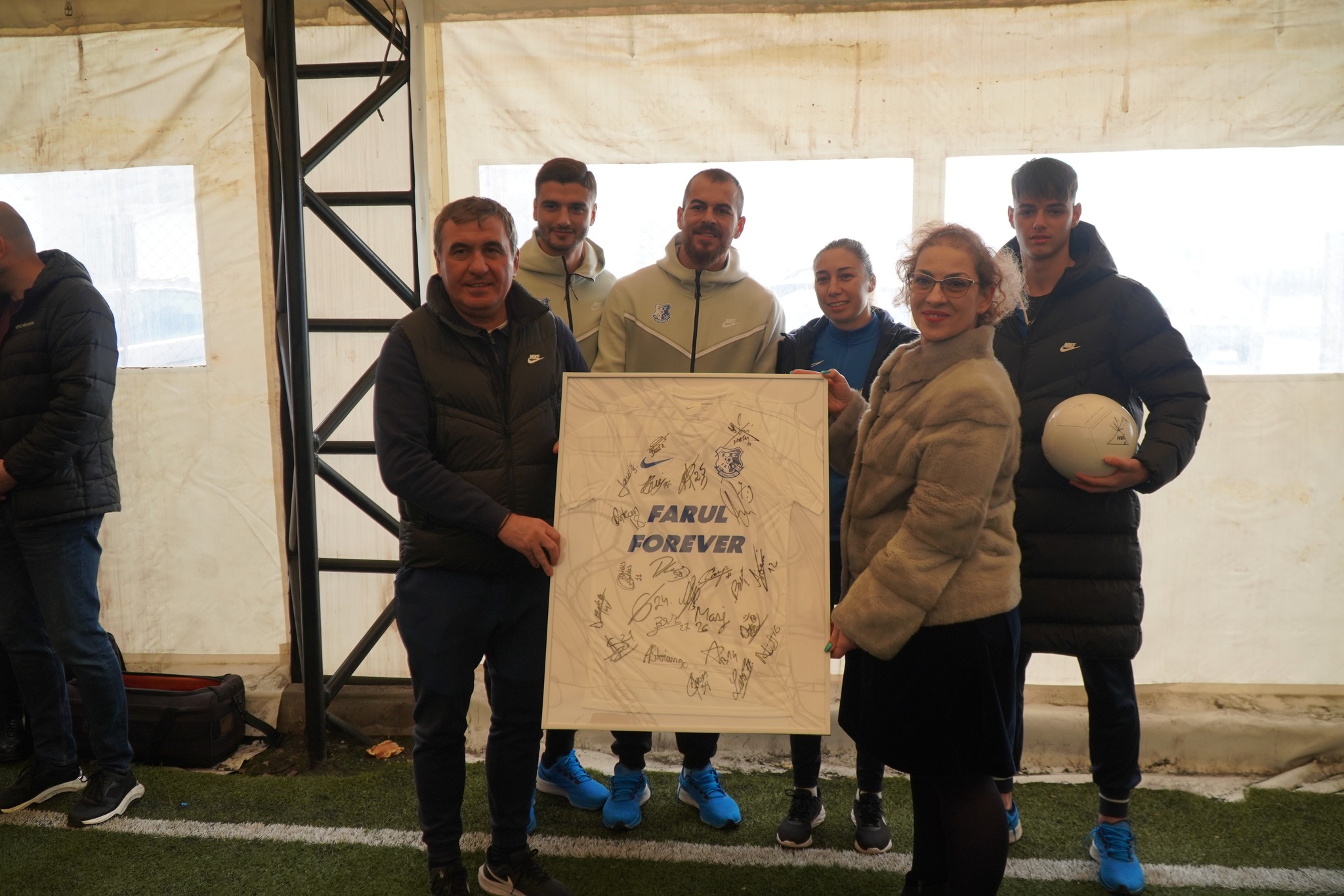 Gheorghe Hagi a vizitat școala unde a învățat cu ani în urmă
