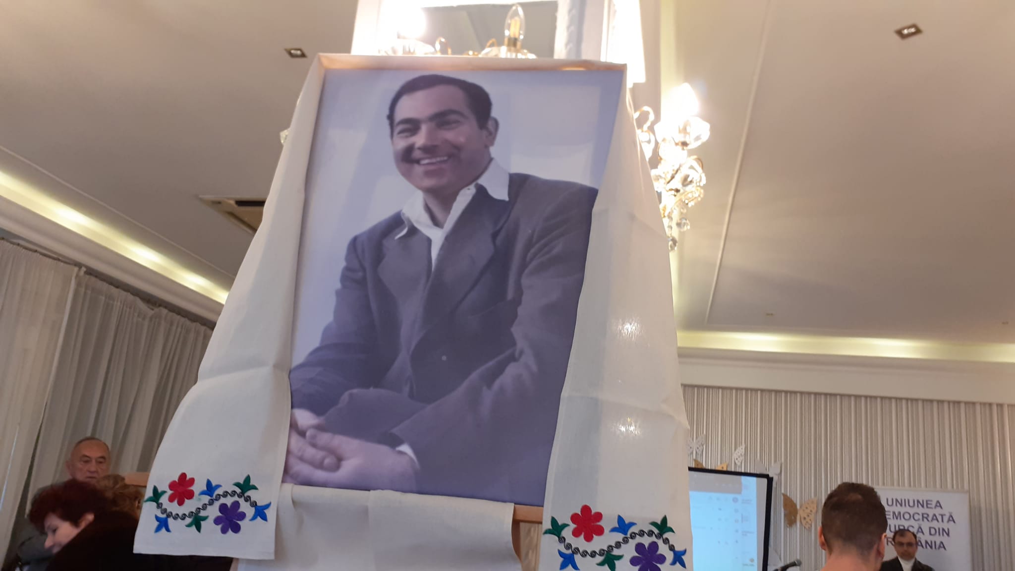 FOTO | Istoricul Kemal Karpat, una dintre marile personalităţi ale Dobrogei, omagiat la Constanţa. A fost consilierul a trei dintre preşedinţii Statelor Unite ale Americii