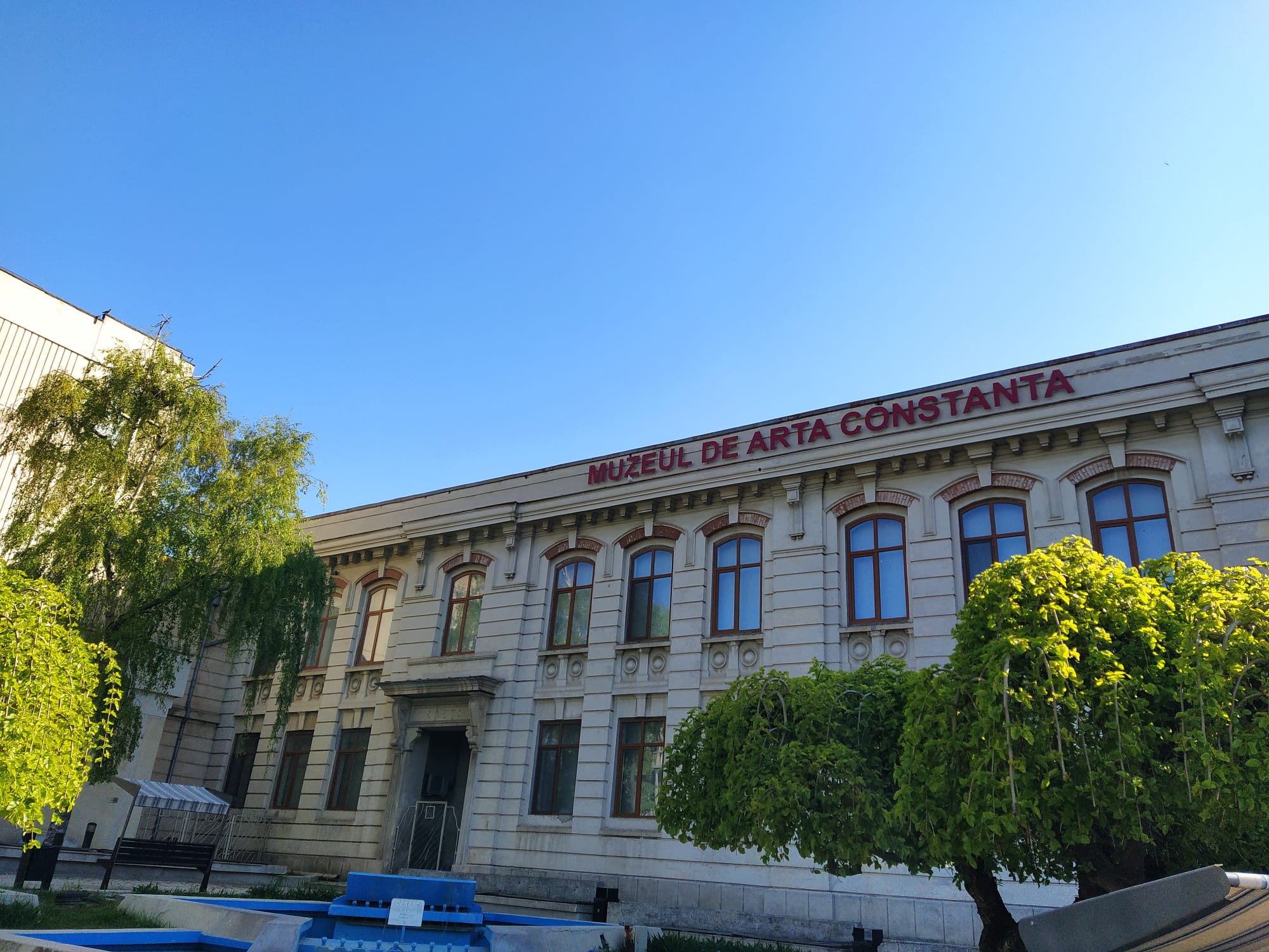 Sâmbătă începe Bienala Naţională de Pictură, la Muzeul de Artă Constanţa