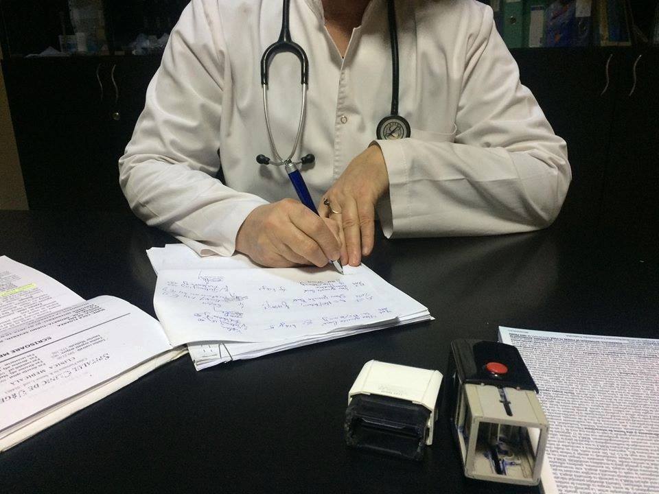 Sistemul Informatic Unic al CNAS funcționează cu sincope, iar accesul pacienților la servicii medicale și medicamente este îngreunat