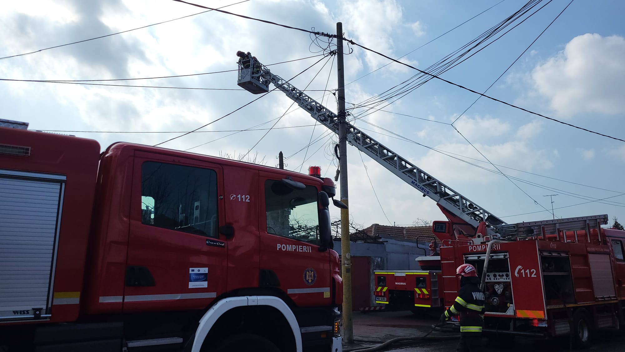 CONSTANȚA: Incendiu la garajul unei locuințe de pe strada Pandurului