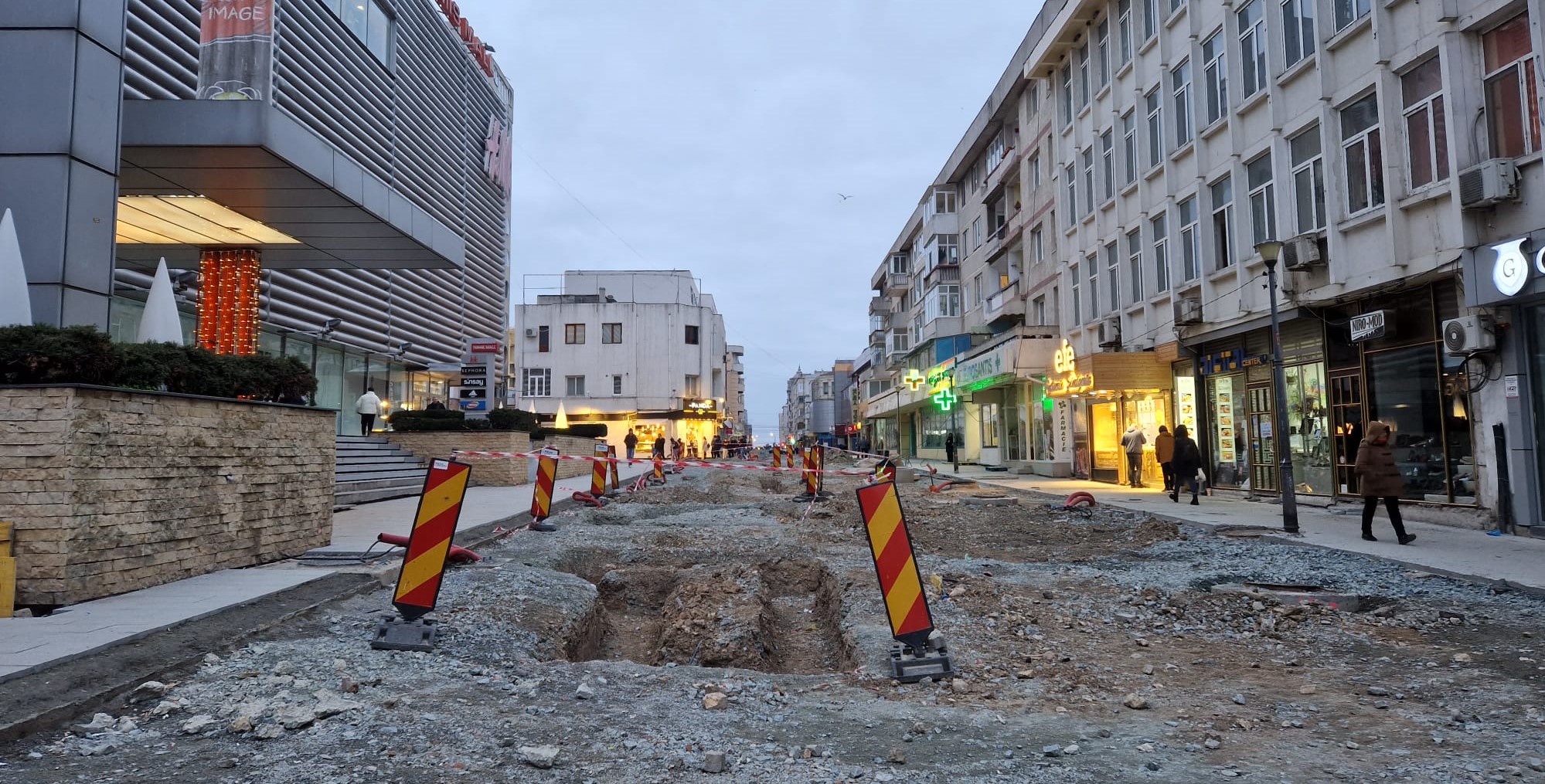 Primarul Vergil Chiţac, despre lucrările de pe Ştefan cel Mare: „S-a întârziat din cauza unor lucrări absolut obligatorii, neprevăzute în proiect“