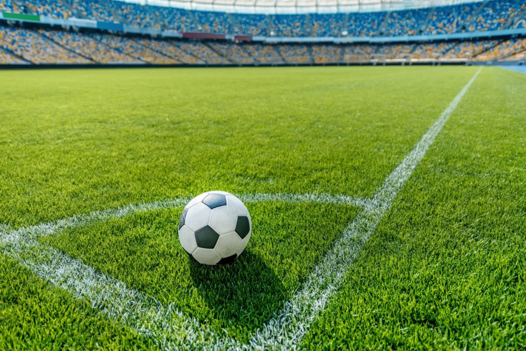 Victorii pentru echipele gazde în meciurile de ieri din Superliga de fotbal