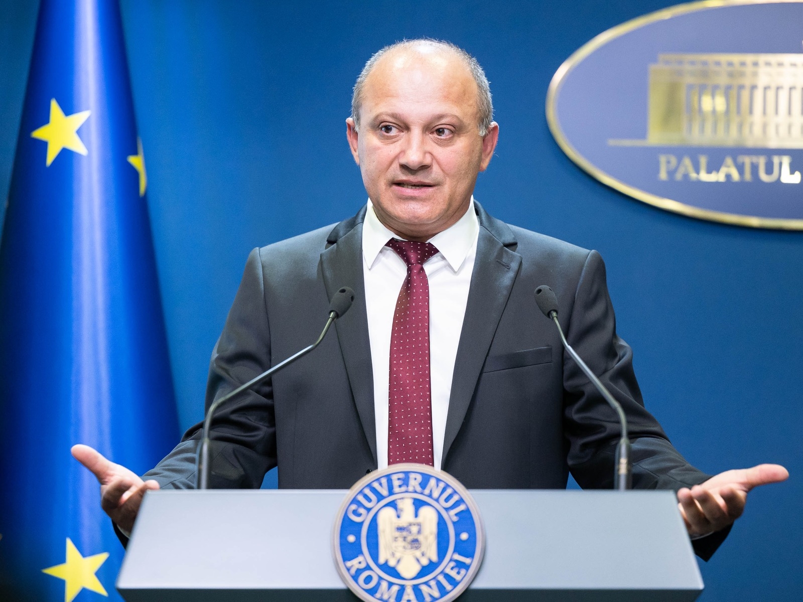 Constantin-Daniel Cadariu: La Costineşti, situaţia este îngrijorătoare, mai ales în ceea ce priveşte siguranţa turiştilor