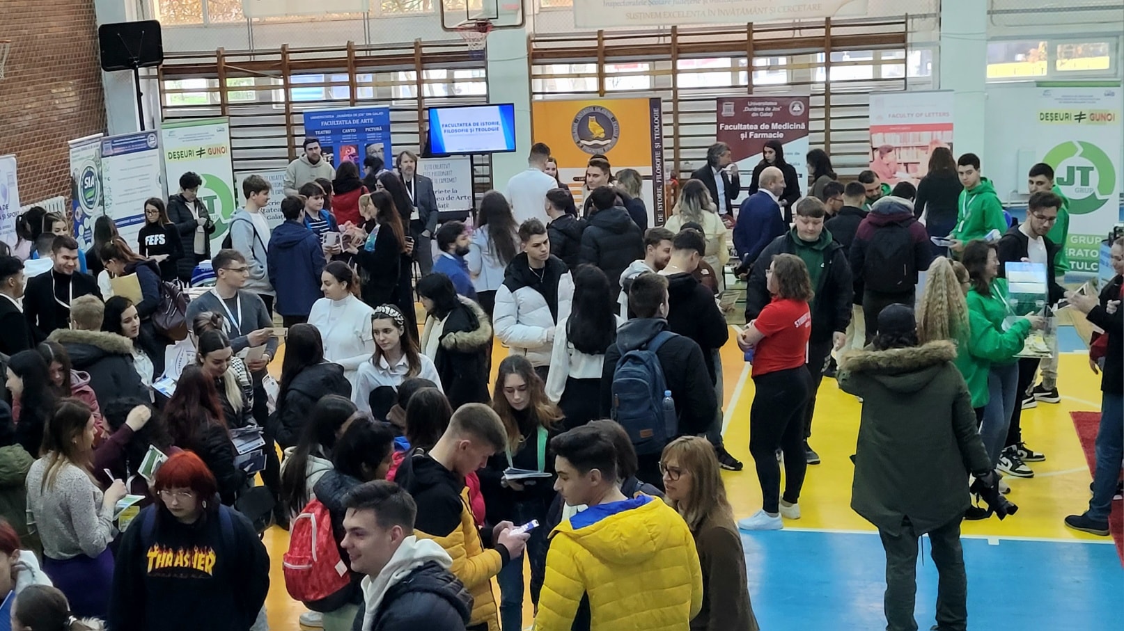 Oferte educaţionale pentru tinerii tulceni, la Târgul Educațional Student #UDJG
