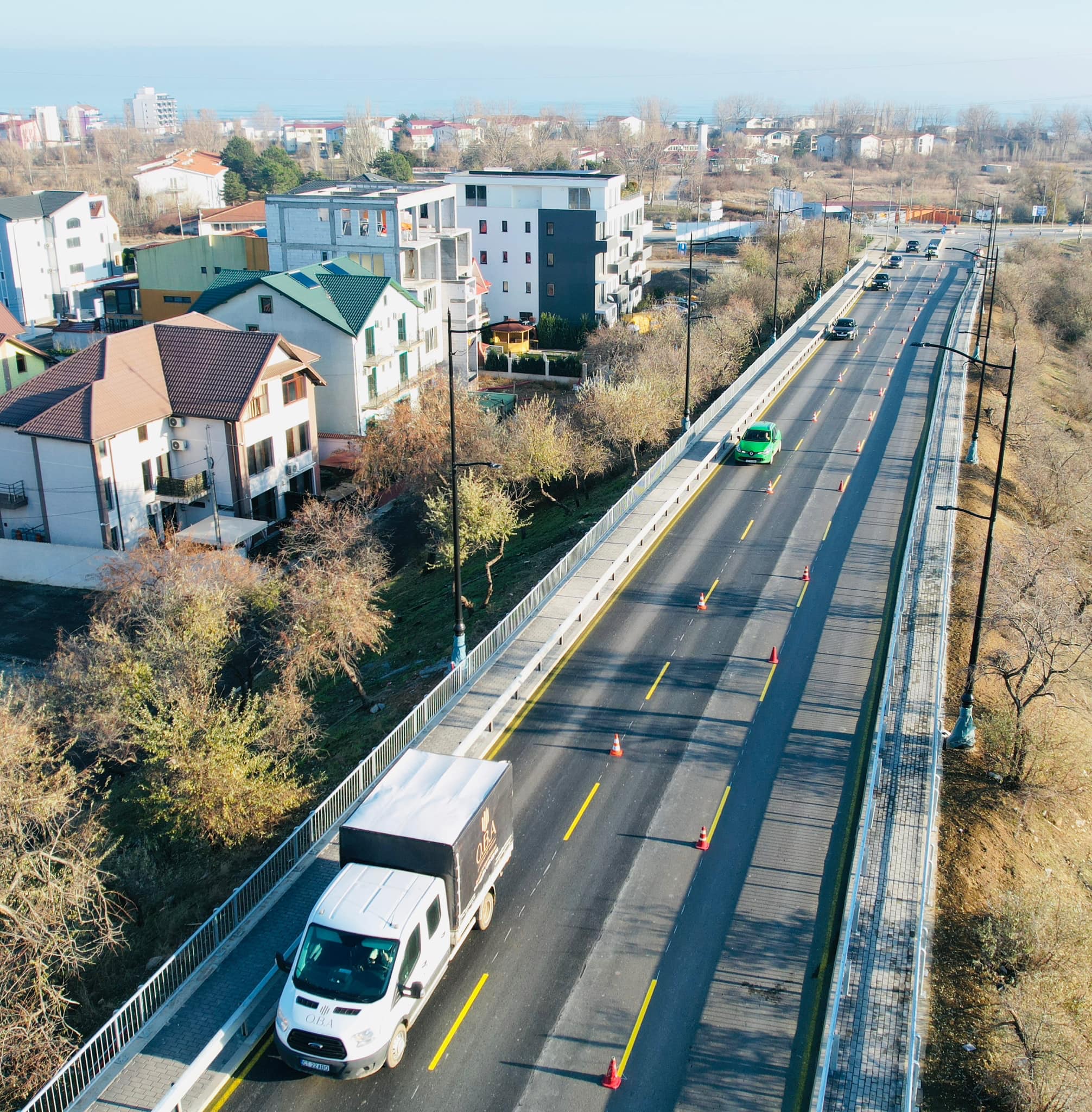 NĂVODARI: Circulația rutieră pe cele două poduri din oraş se va desfășura în sistem reversibil