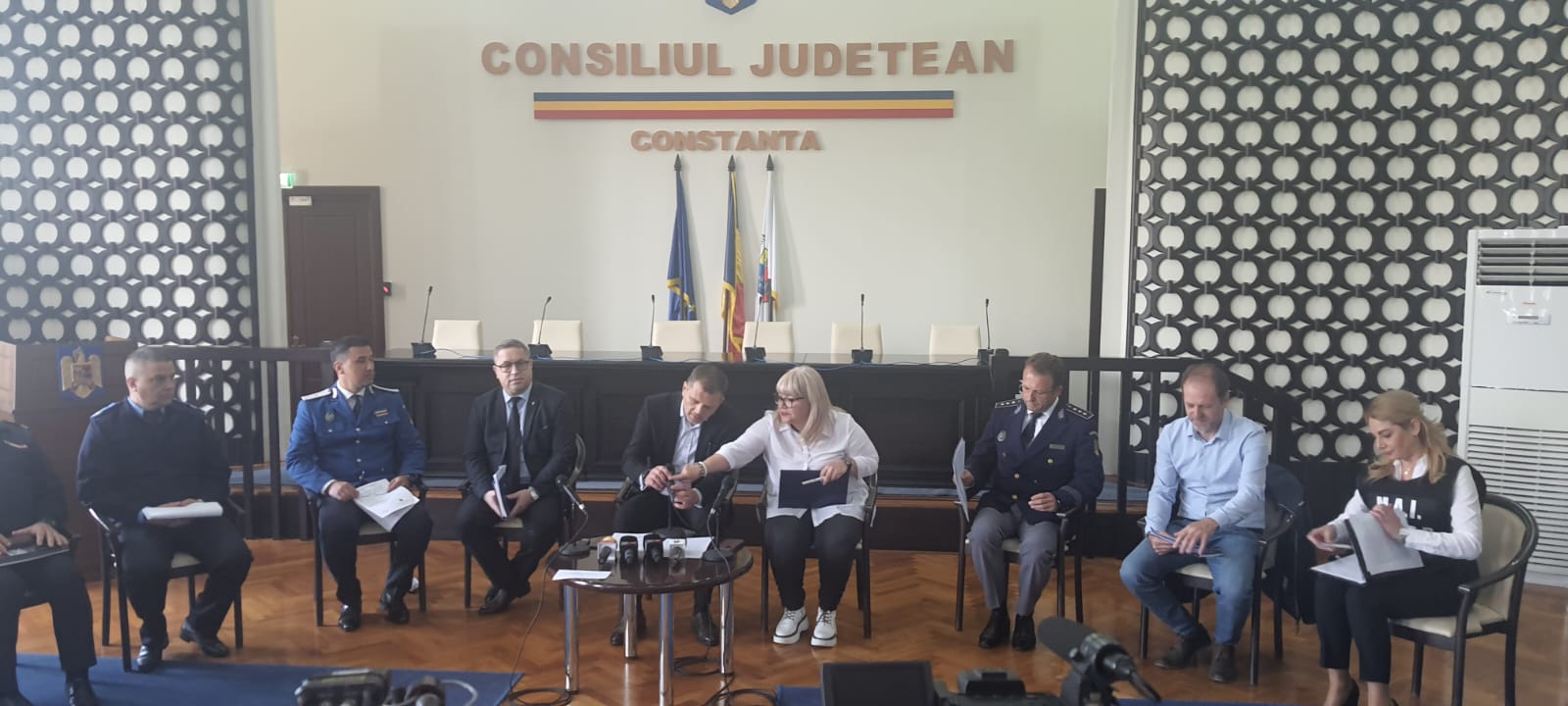 În jur de 400 de angajați din structurile MAI vor asigura ordinea şi siguranţa publică, în minivacanţa de 1 Mai