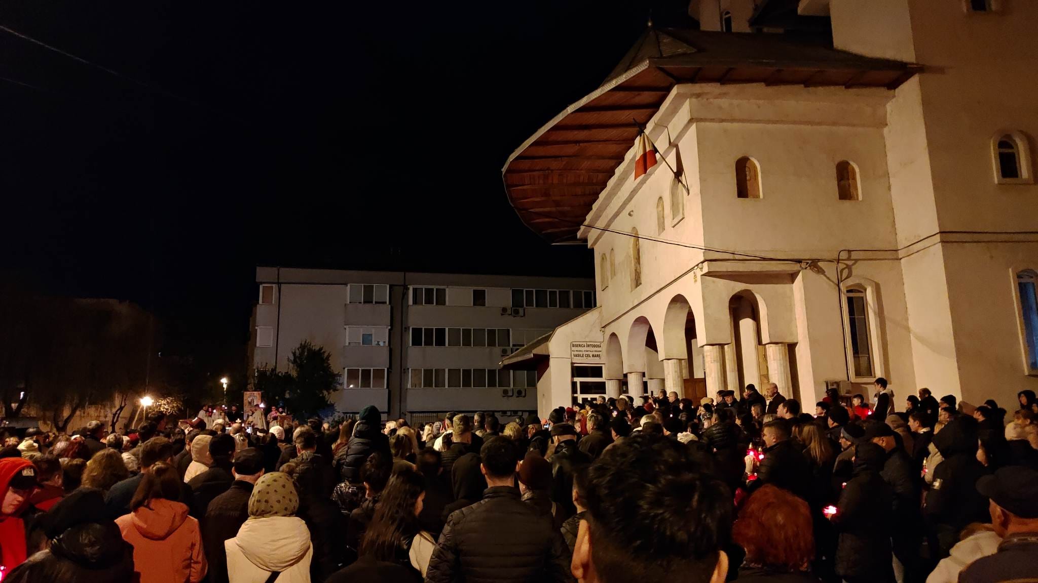 Mii de constănțeni au luat parte la Slujba de Înviere
