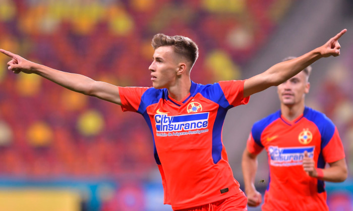 Mijlocașul Octavian Popescu de la FCSB s-a accidentat