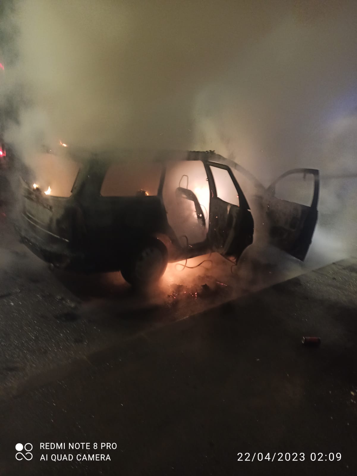 TULCEA/FOTO: Autoturisme distruse de flăcări în două incidente separate. Care au fost cauzele