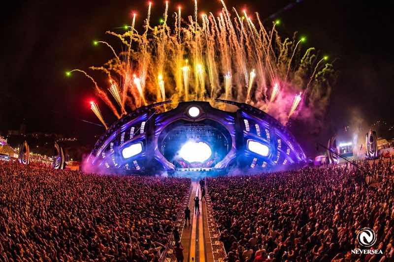 NEVERSEA 2023 | Lineup complet şi programul pe zile pentru festivalul ce va avea loc în perioada 6 – 9 iulie, pe plaja din Constanţa. Apar trei scene noi