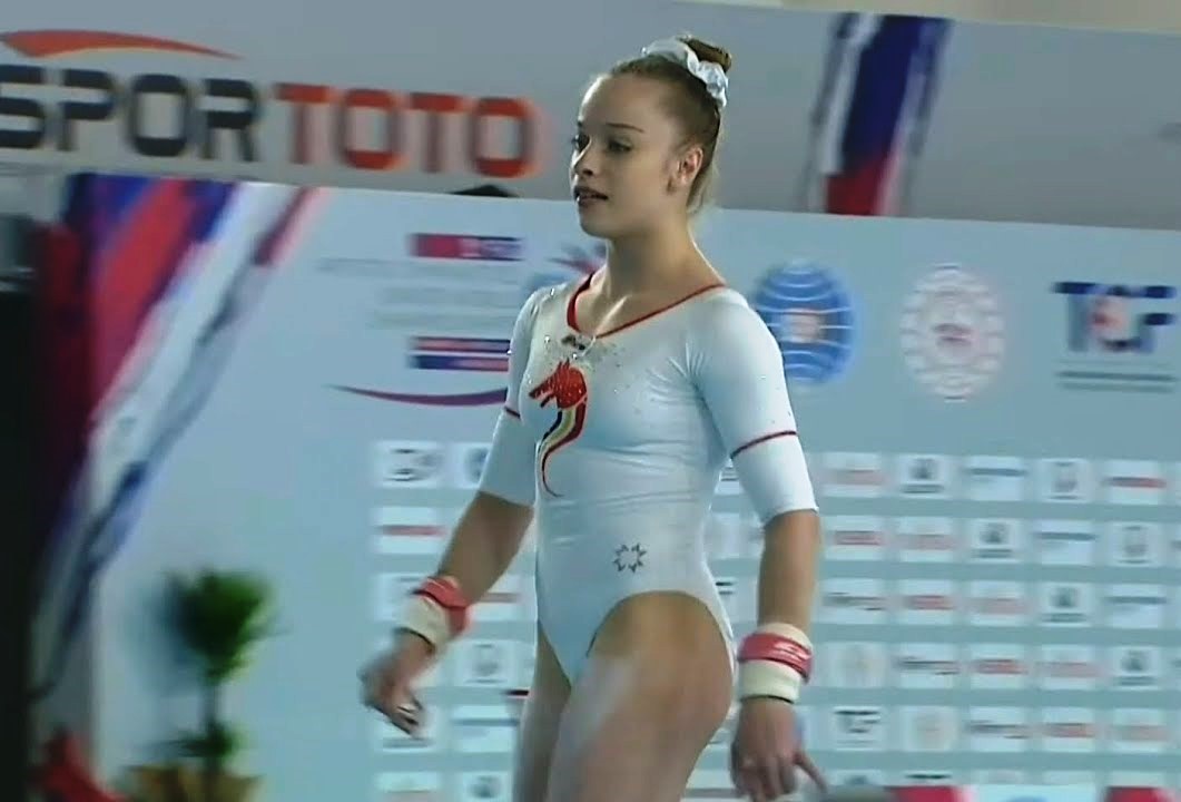 Gimnasta Alexia Vânoagă a cucerit argintul la Campionatele Mondiale de juniori din Antalya