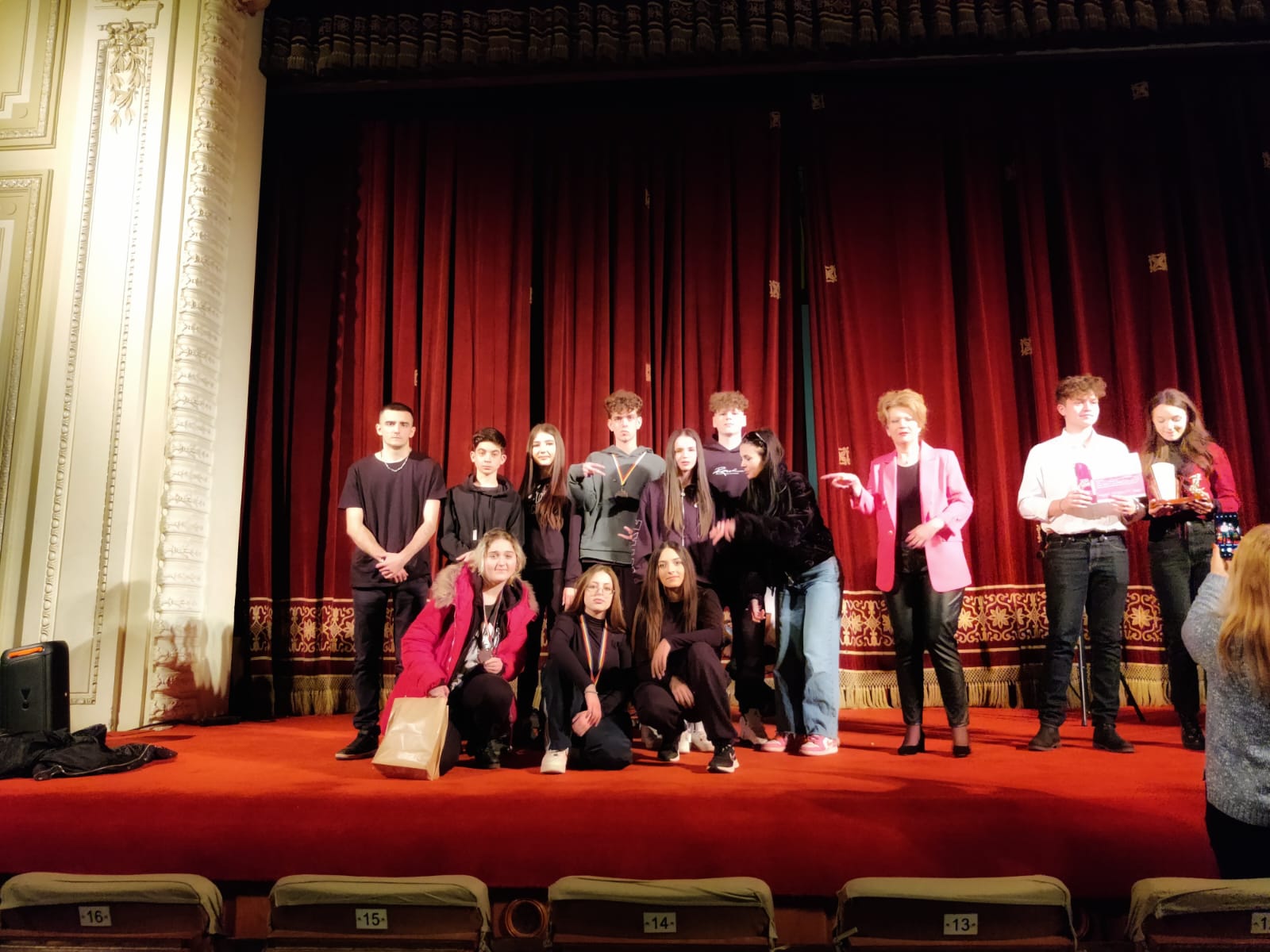 Premii într-un festival de teatru pentru adolescenți constănțeni talentați