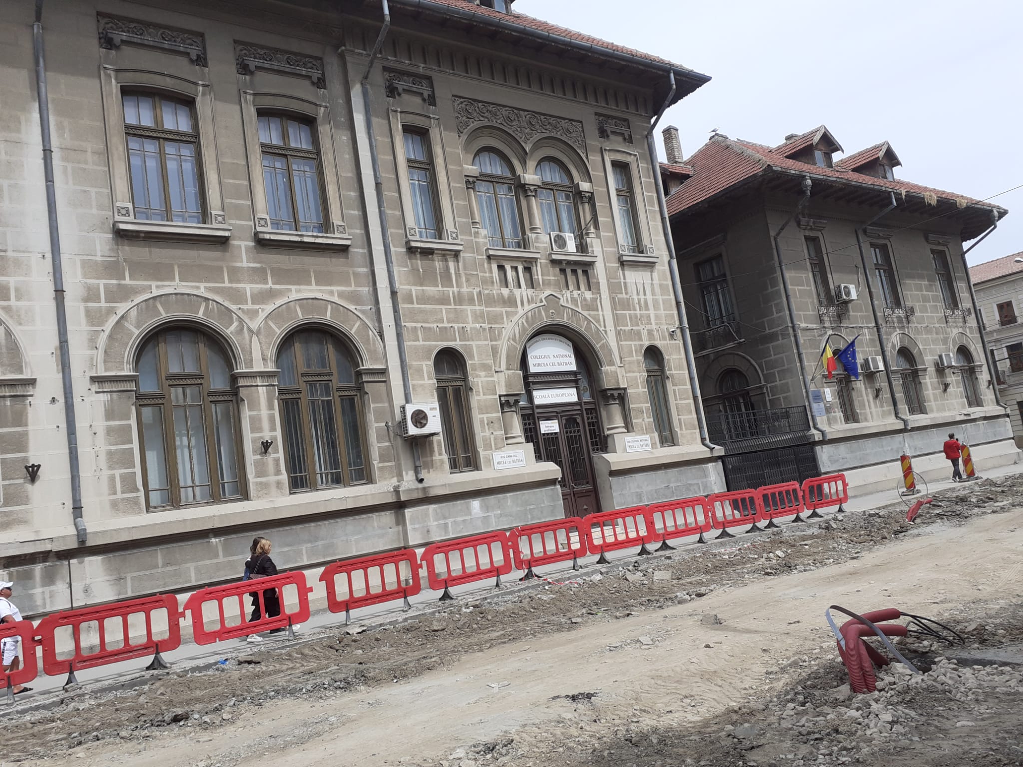 Judeţul CONSTANŢA: Peste 3000 de dascăli au fost astăzi, în grevă de avertisment