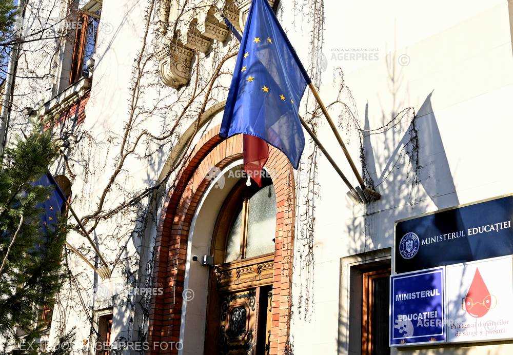 Ministerul Educaţiei a publicat în consultare proiectul de calendar al anului şcolar 2024 – 2025