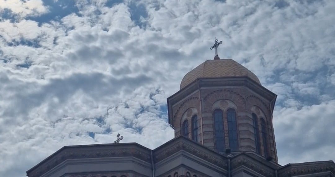 Înălţarea Domnului şi Ziua Eroilor, sărbătorite astăzi. Preotul Eugen Tănăsescu, despre semnificaţia acestei zile
