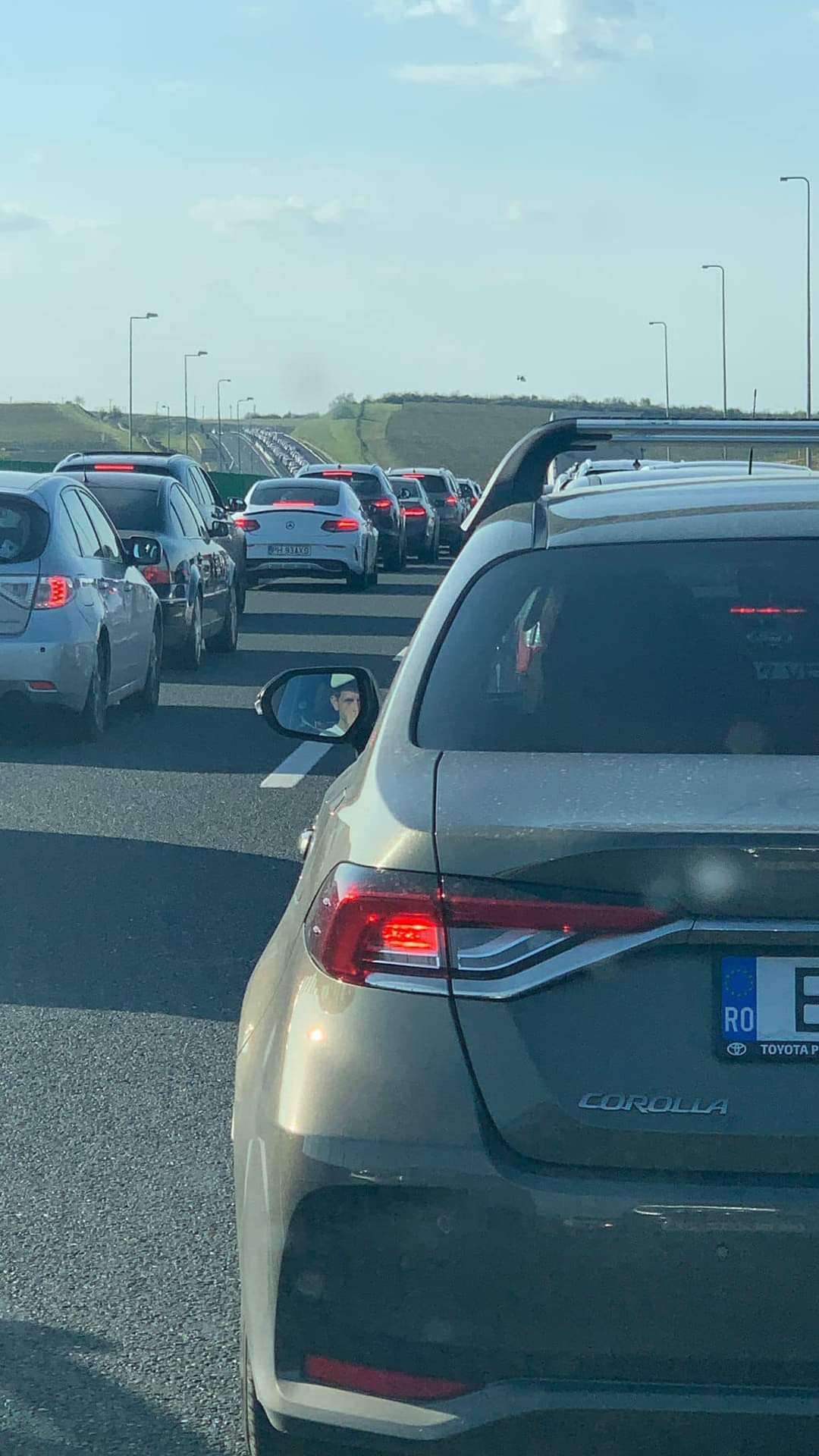 Valori de trafic ridicate pe Autostrada Soarelui; au avut loc două accidente
