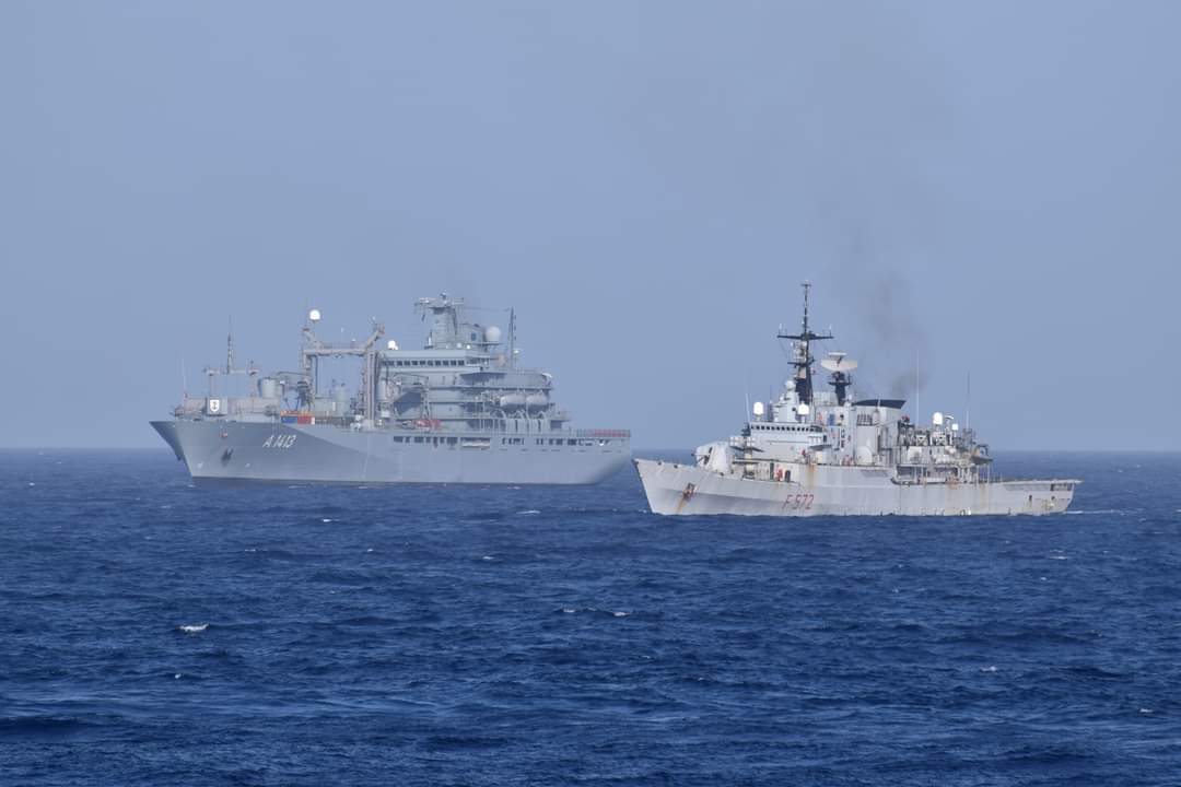 FOTO | Fregata „Regele Ferdinand“ execută misiuni de monitorizare a traficului maritim din Marea Mediterană