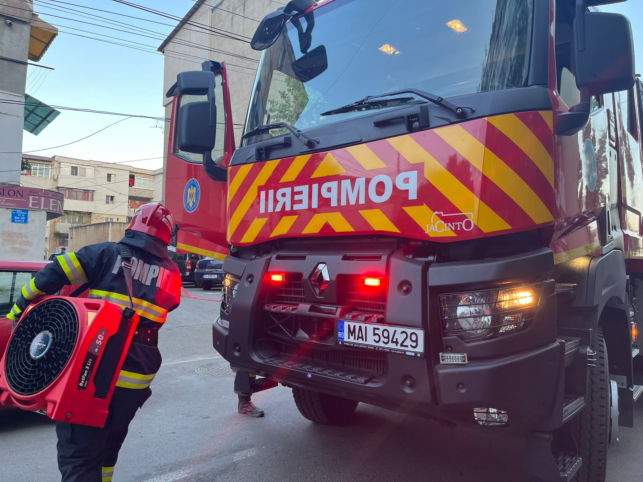 Weekend de foc pentru pompierii ISU DELTA TULCEA: 6 incendii au lichidat salvatorii