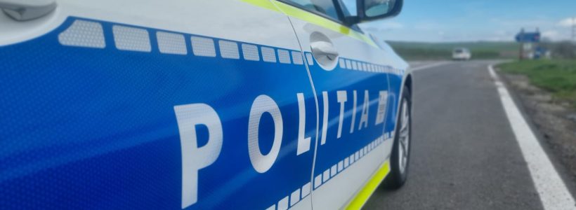 JUDEȚUL TULCEA: Accident rutier între Cerna și Măcin. O tânără a ajuns la spital